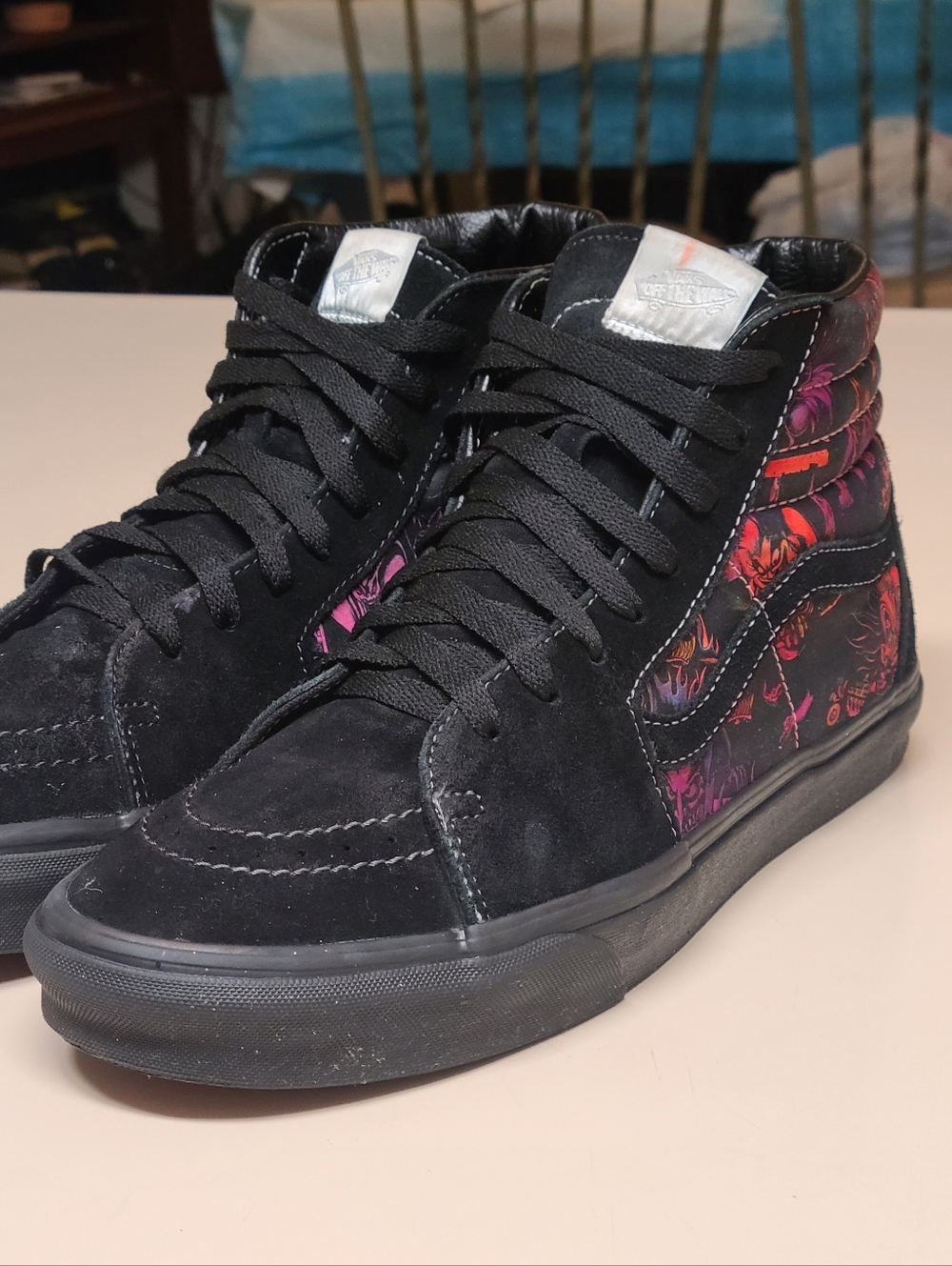 Vans X Stranger Things X Disney Upside Down Sk8 Hi skateboard sneakers size 10.5